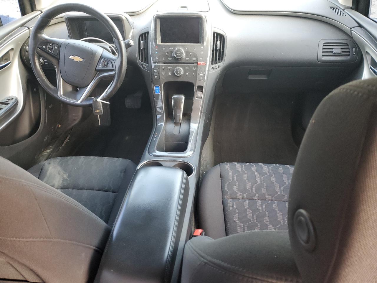 2014 Chevrolet Volt - Image 8