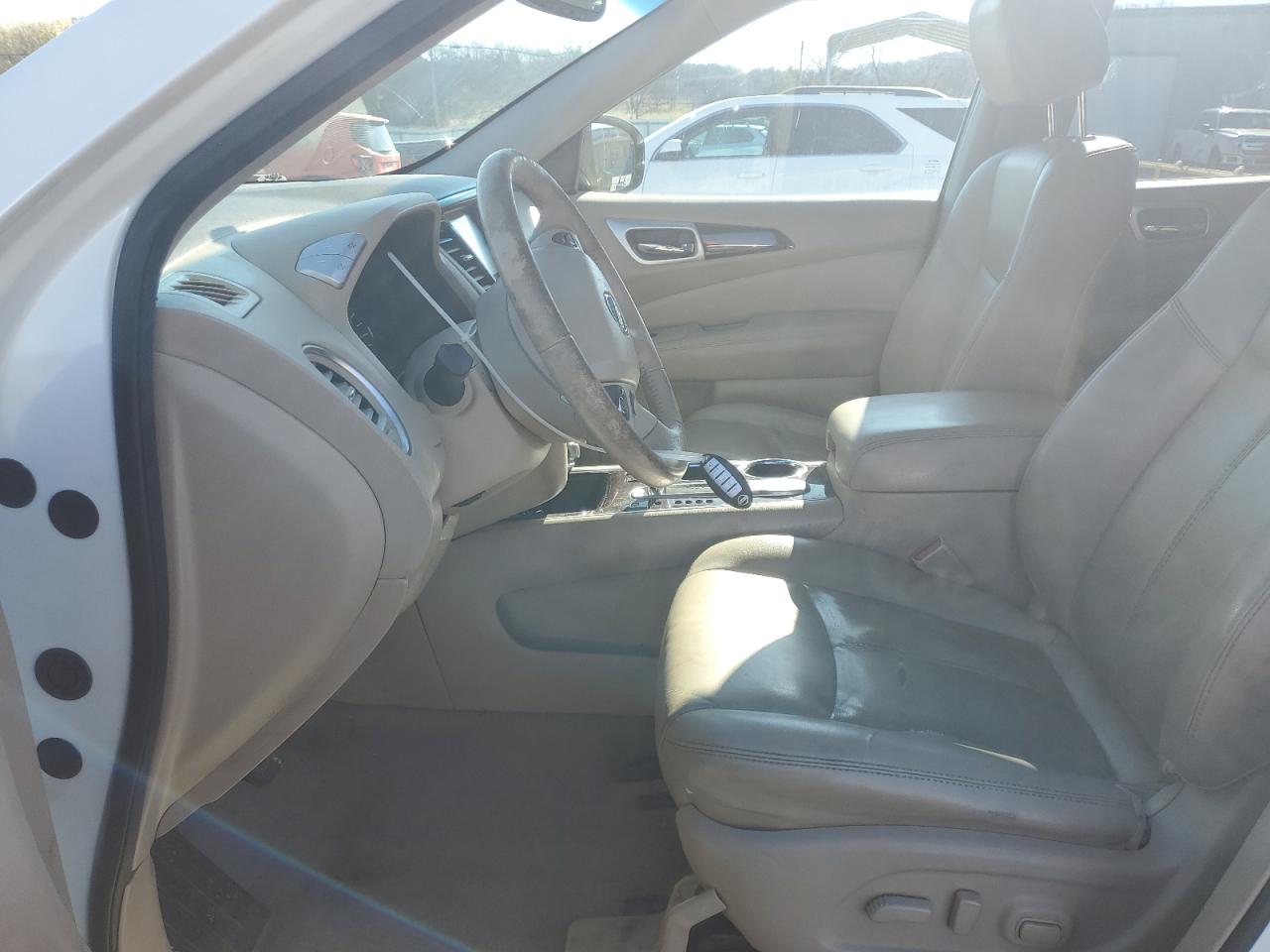 2015 Nissan Pathfinder - Image 7