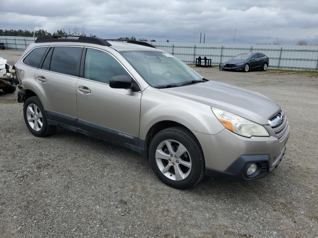 2014 Subaru Outback - Image 4
