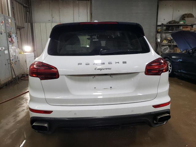  PORSCHE CAYENNE 2015 Biały