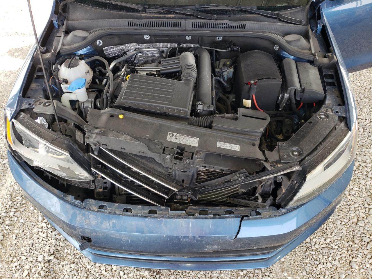 2016 Volkswagen Jetta - Image 13