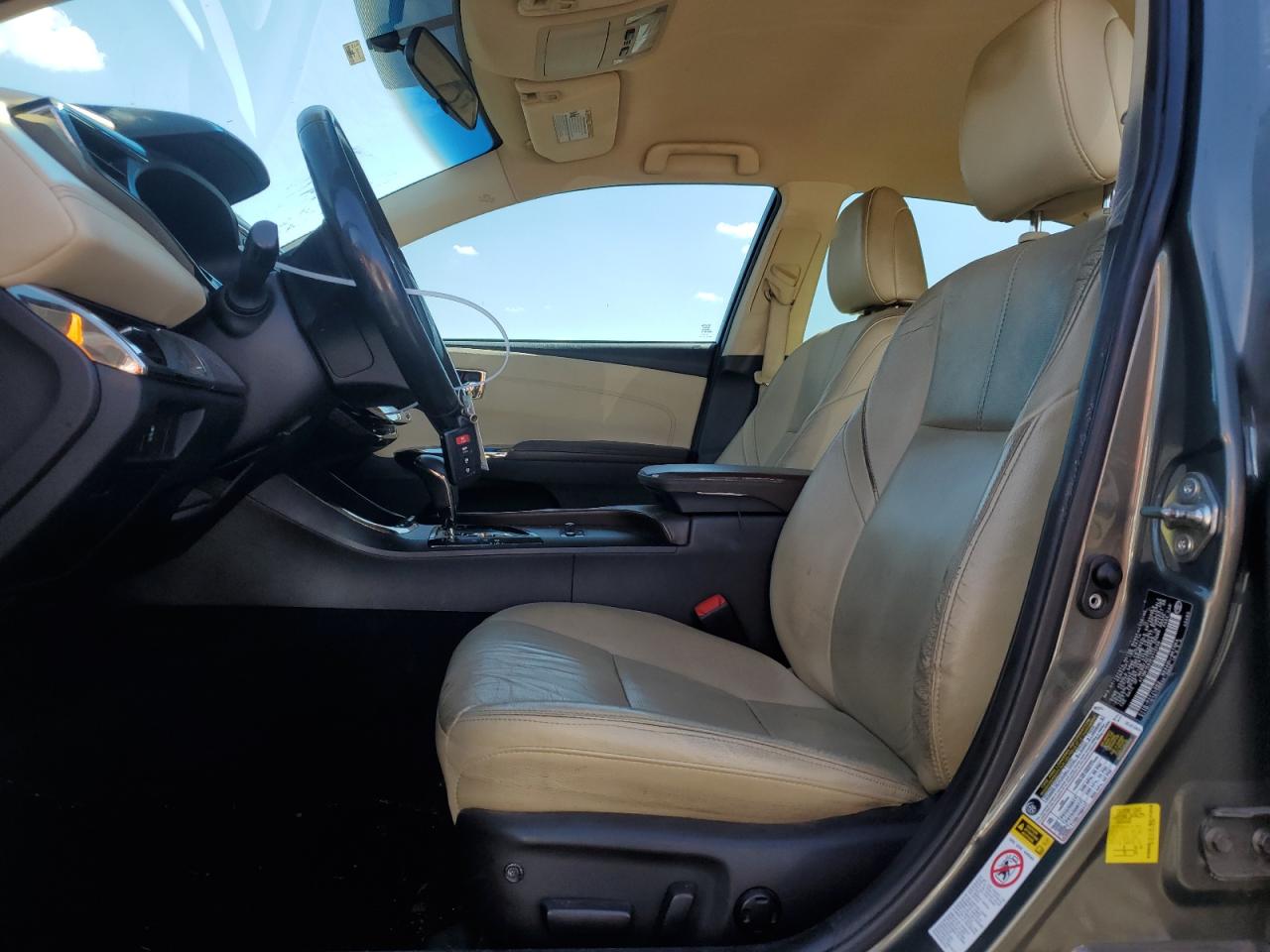 2014 Toyota Avalon - Image 7