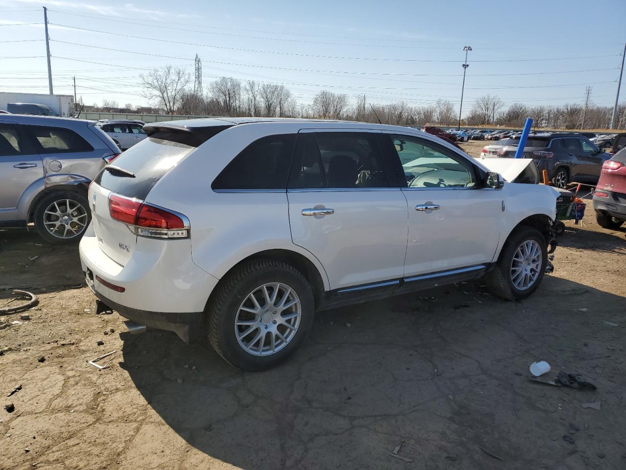 2013 Lincoln MKX - Image 3