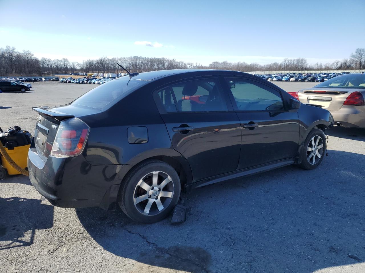 2012 Nissan Sentra - Image 3