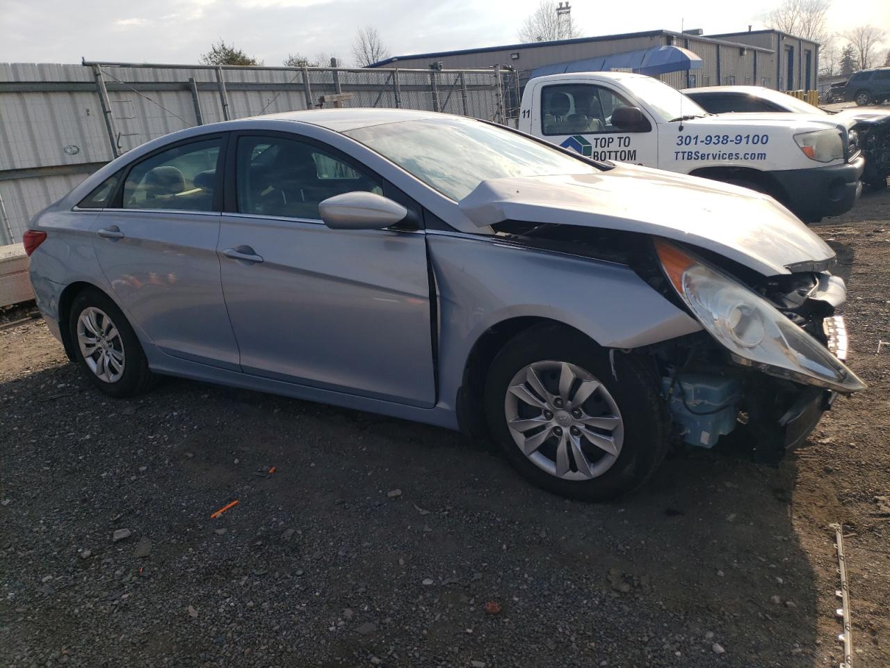 2013 Hyundai Sonata - Image 4