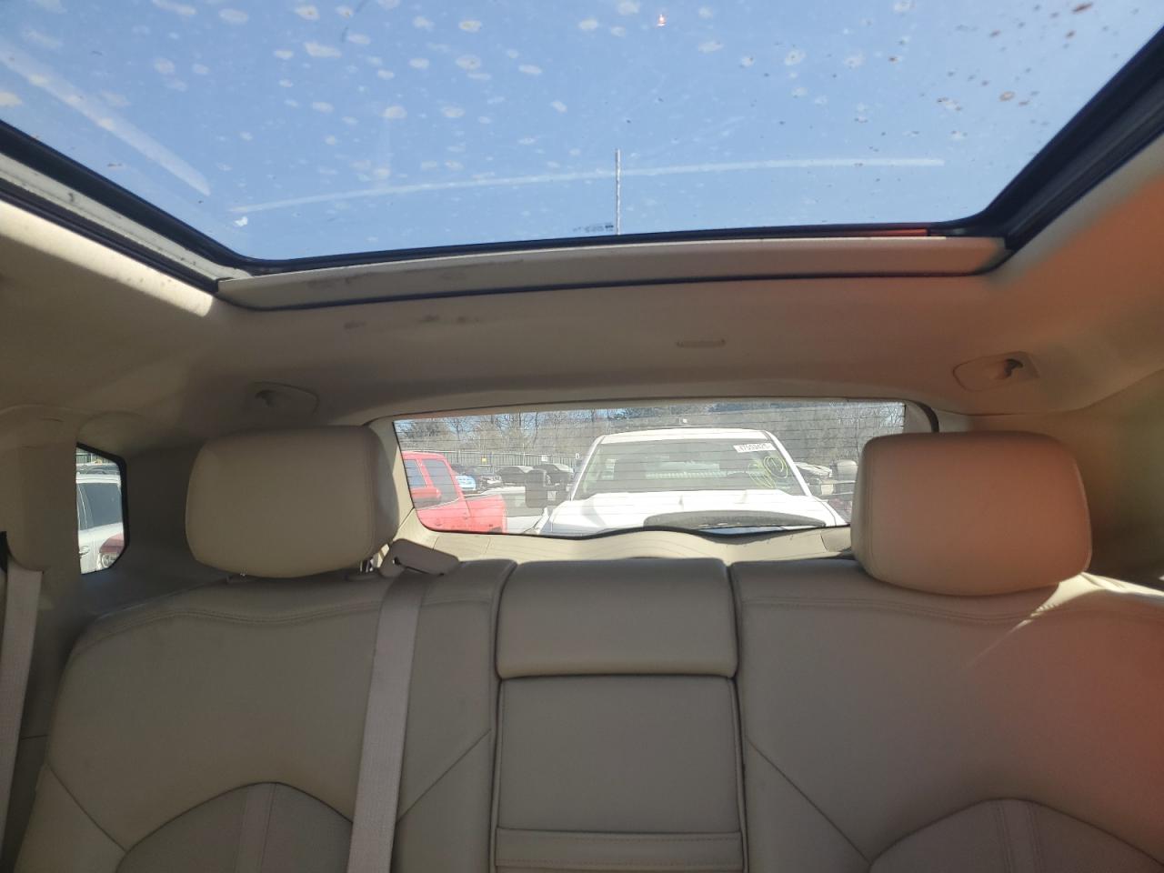 2015 Cadillac SRX - Image 10