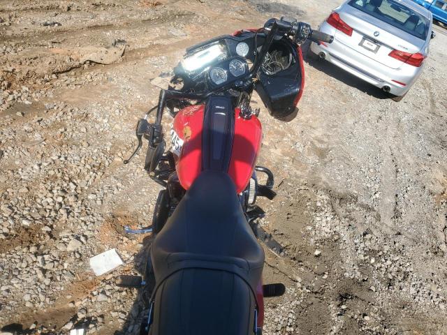  HARLEY-DAVIDSON FL 2022 Красный