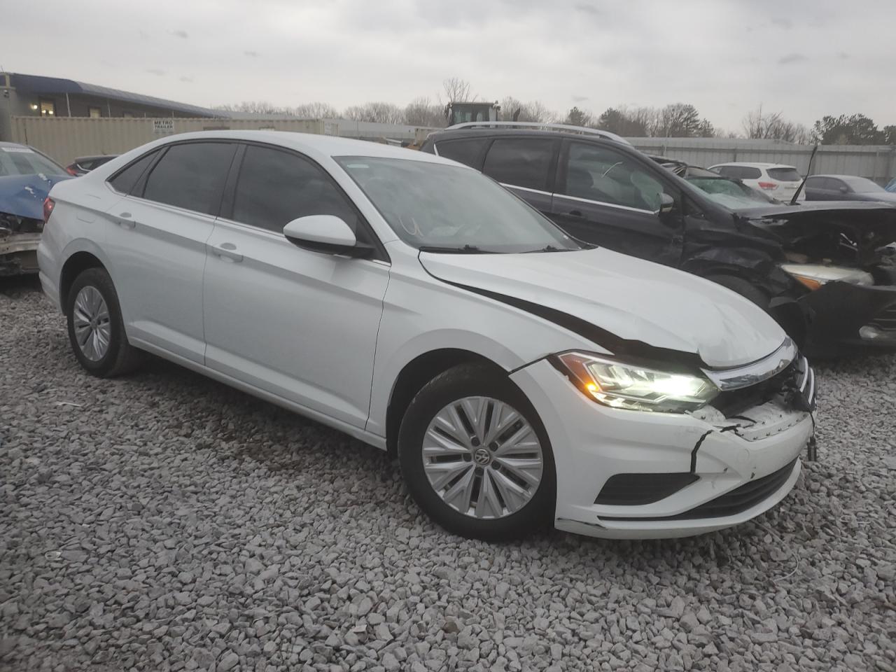 2019 Volkswagen Jetta - Image 4