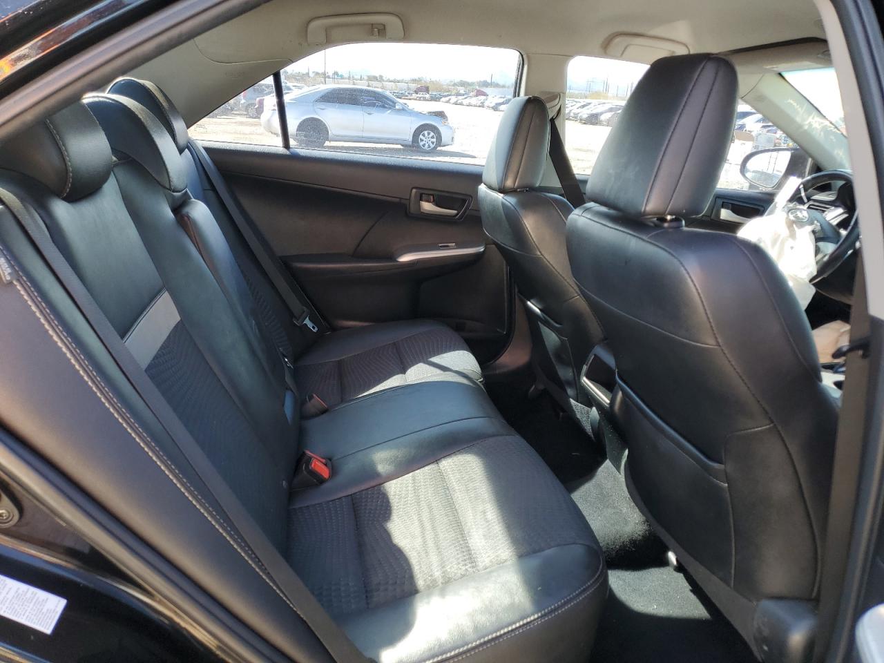 2012 Toyota Camry - Image 10