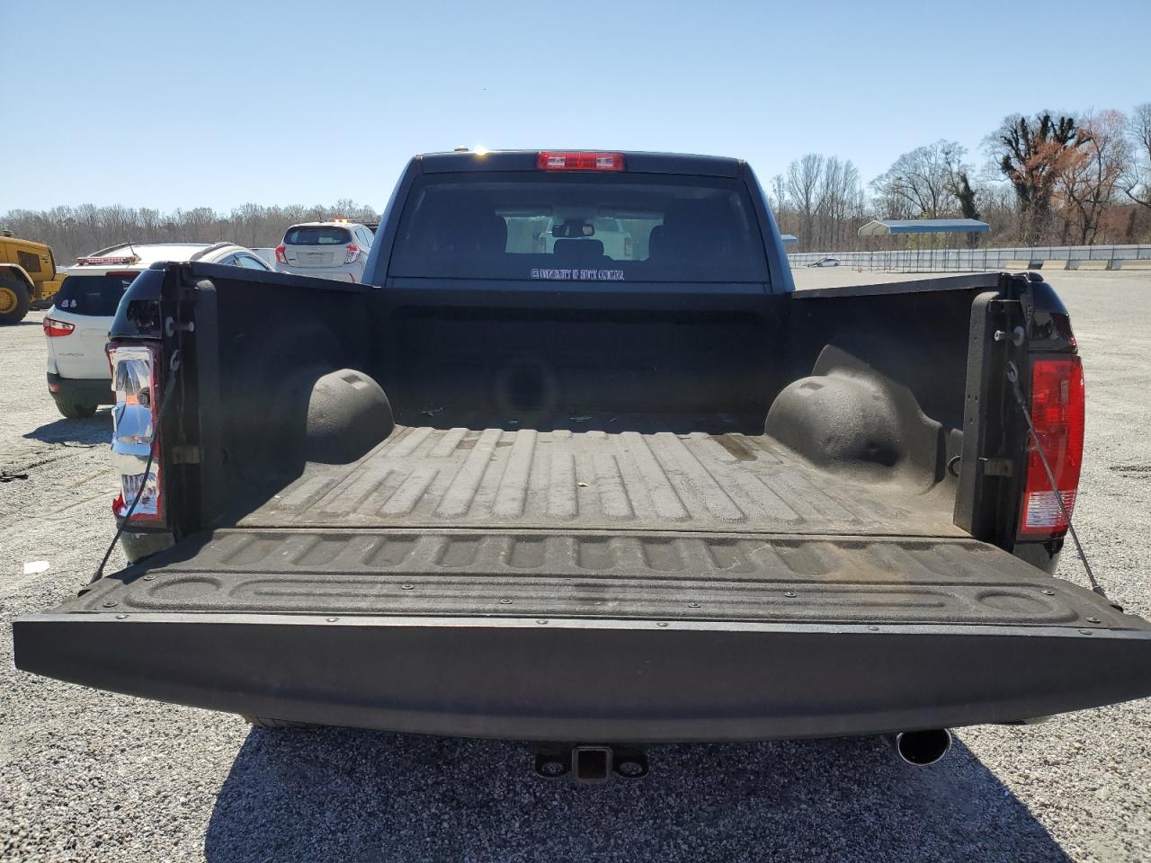 2016 RAM 1500 - Image 6