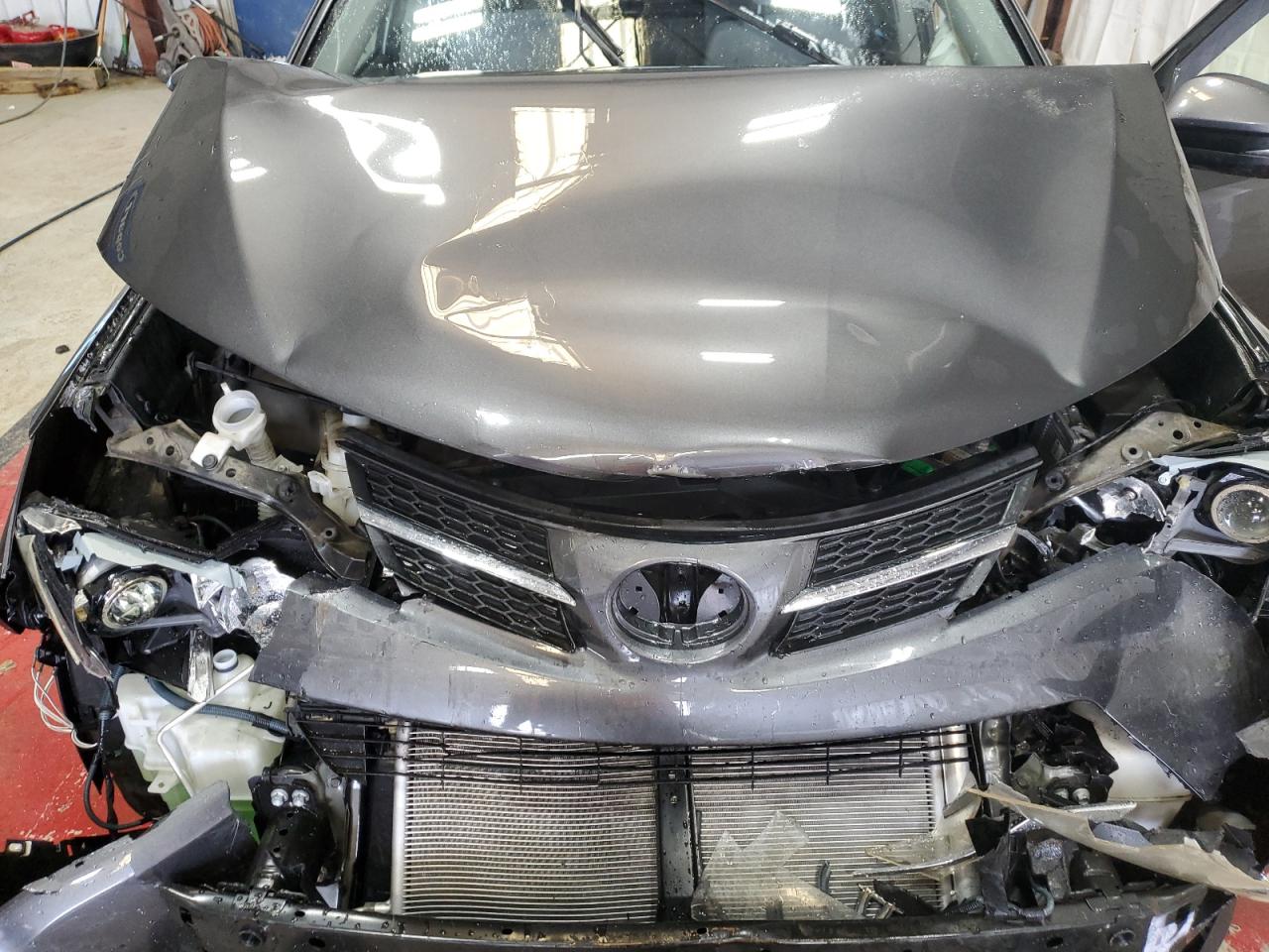 2014 Toyota RAV 4 - Image 12