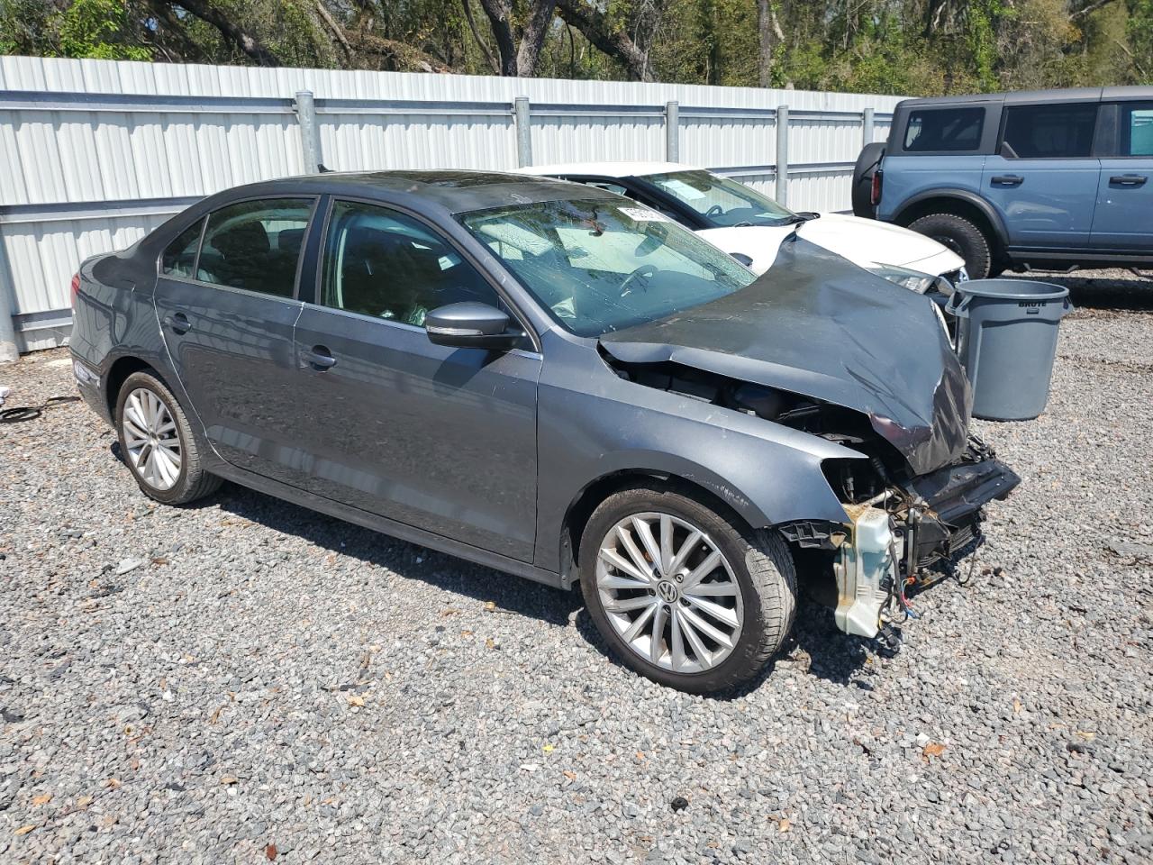 2014 Volkswagen Jetta - Image 4