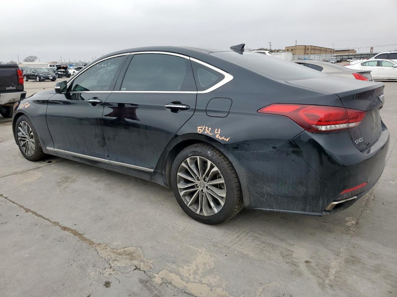 2015 Hyundai Genesis - Image 2