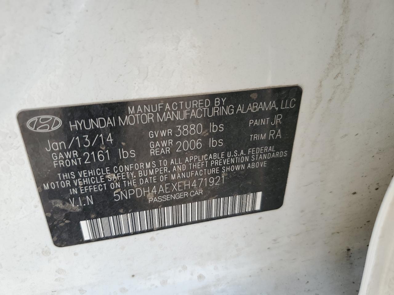 2014 Hyundai Elantra - Image 14