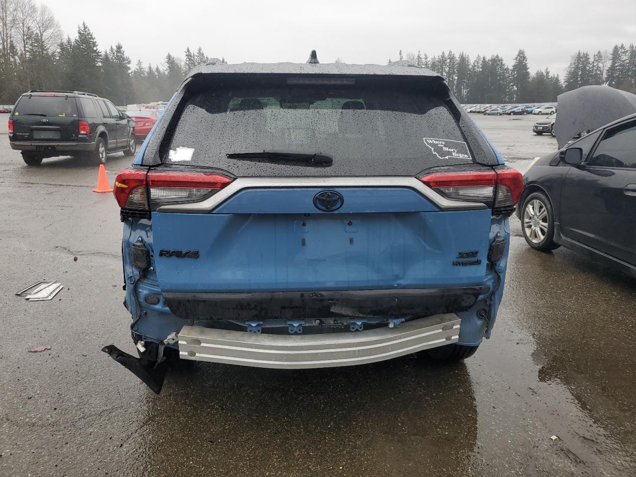 2023 Toyota RAV 4 - Image 6