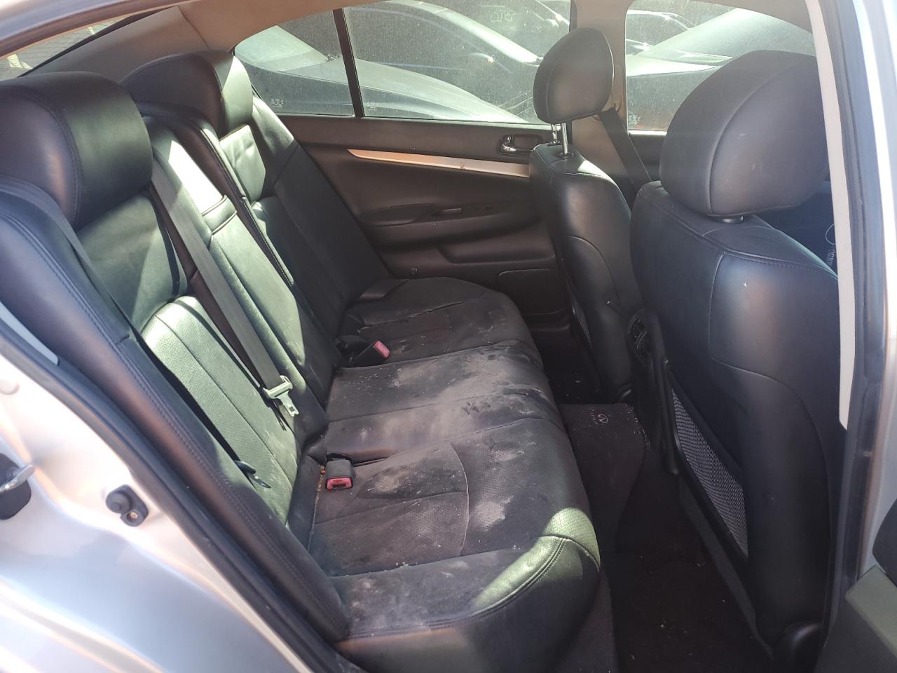 2013 Infiniti G - Image 10