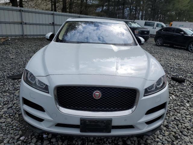  JAGUAR F-PACE 2017 Белый