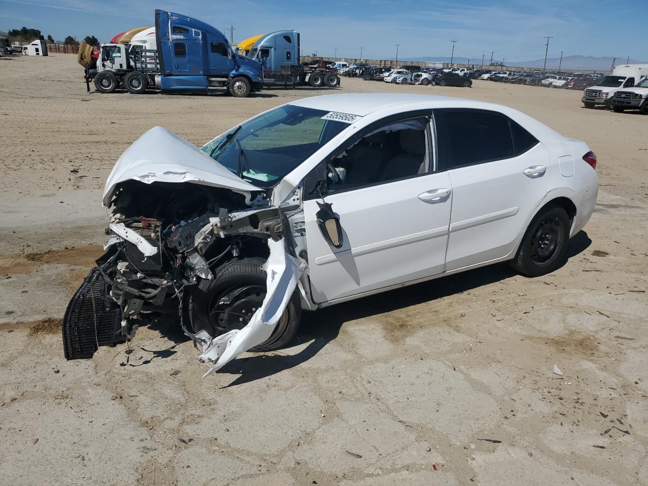 2017 Toyota Corolla L на продаже в Sun Valley, CA - Front End
