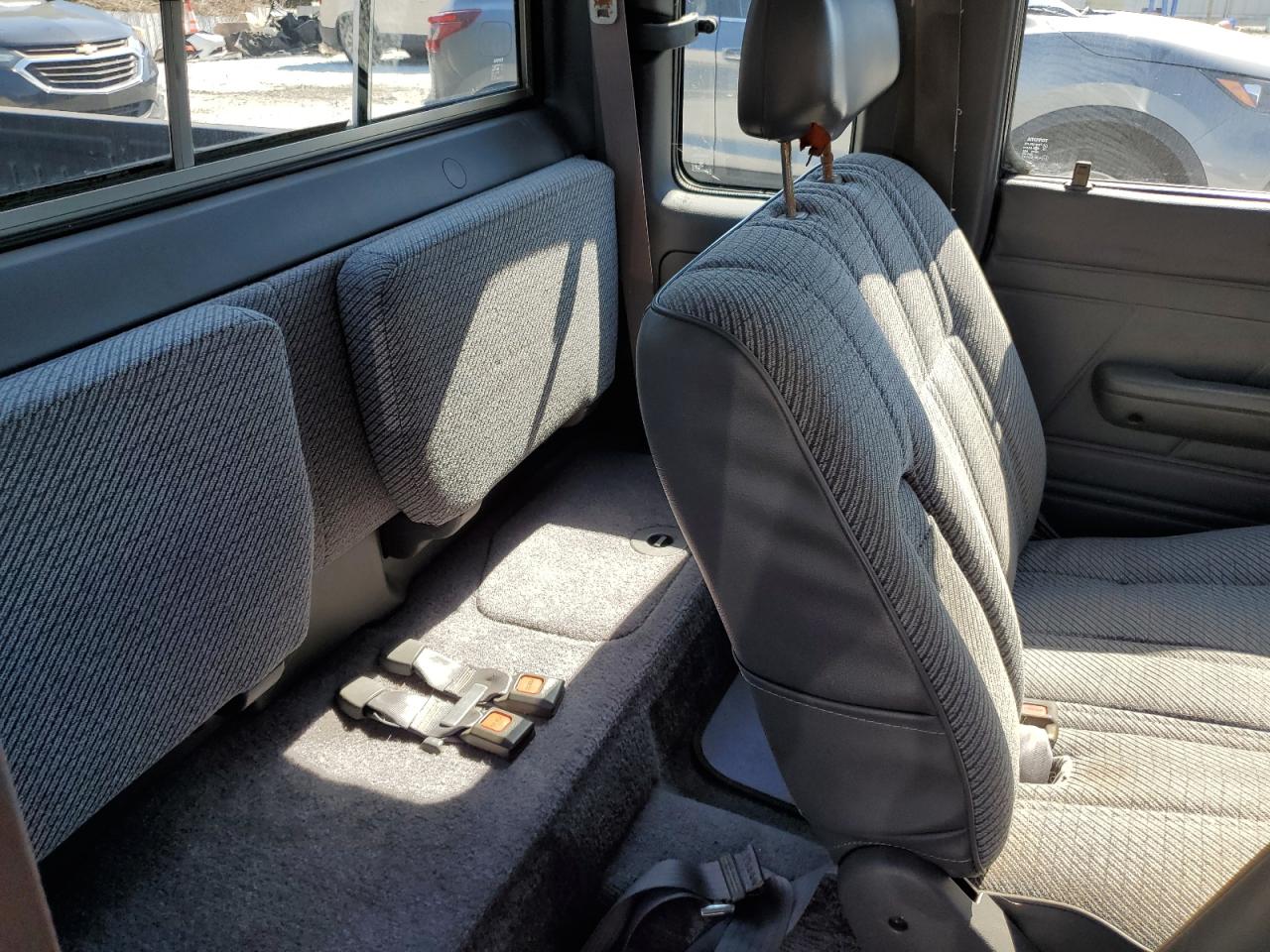 1993 Toyota Pickup - Image 10