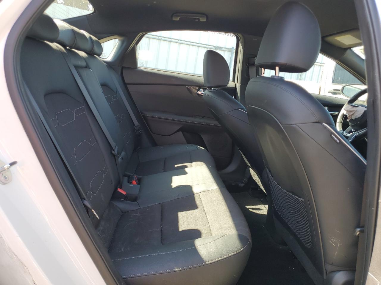 2023 Kia Forte - Image 10