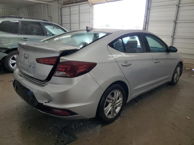  HYUNDAI ELANTRA 2019 Серебристый