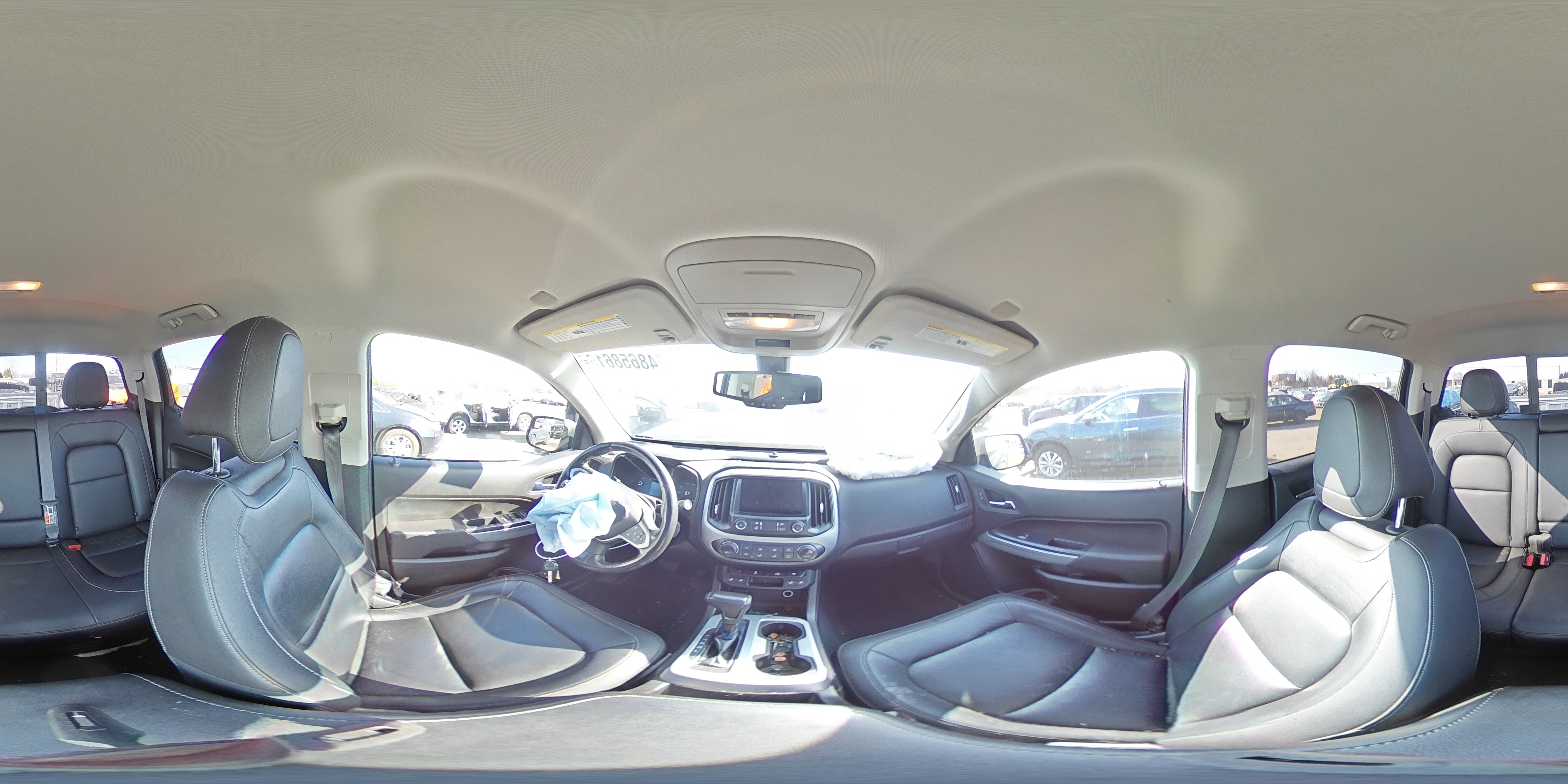 2019 Chevrolet Colorado - Image 13