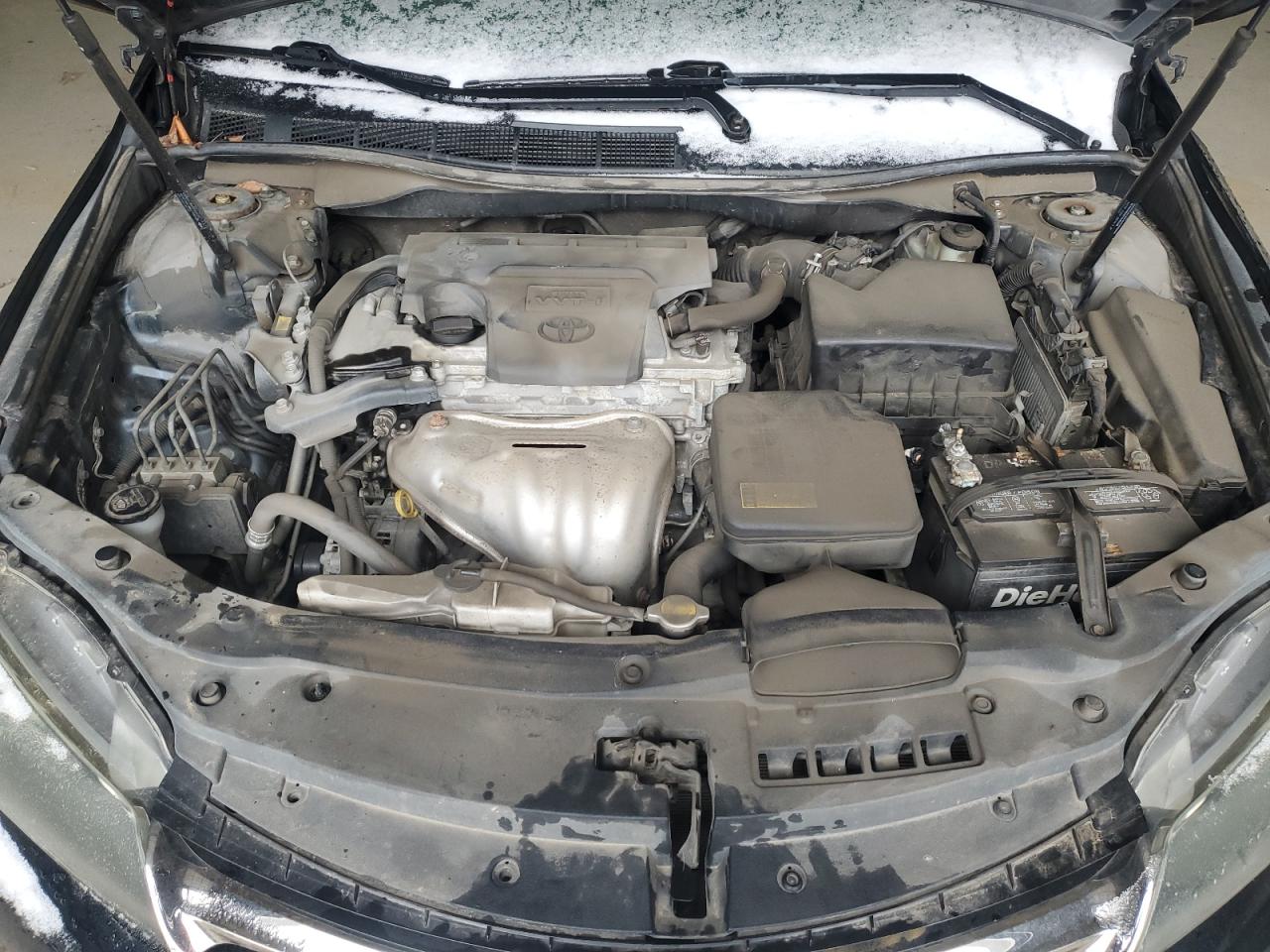 2015 Toyota Camry - Image 11