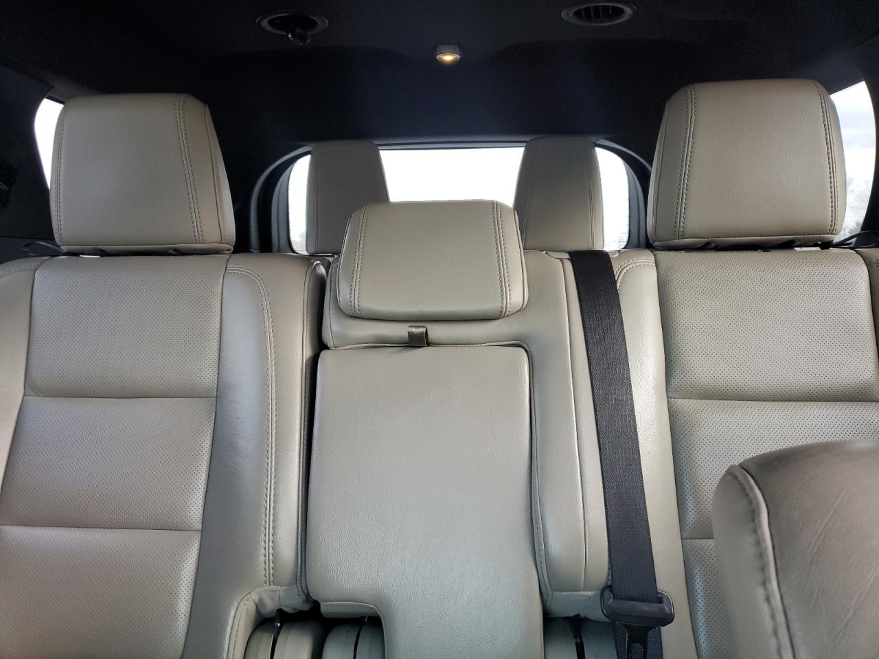2013 Ford Explorer - Image 10