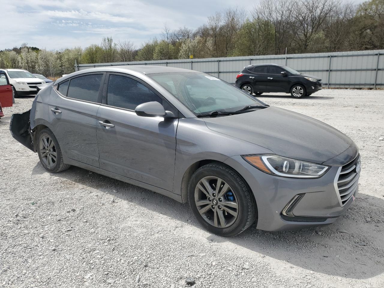 2018 Hyundai Elantra - Image 4