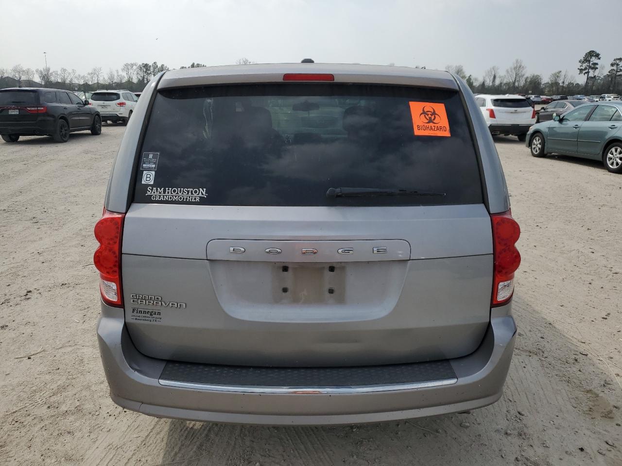2014 Dodge Caravan - Image 6
