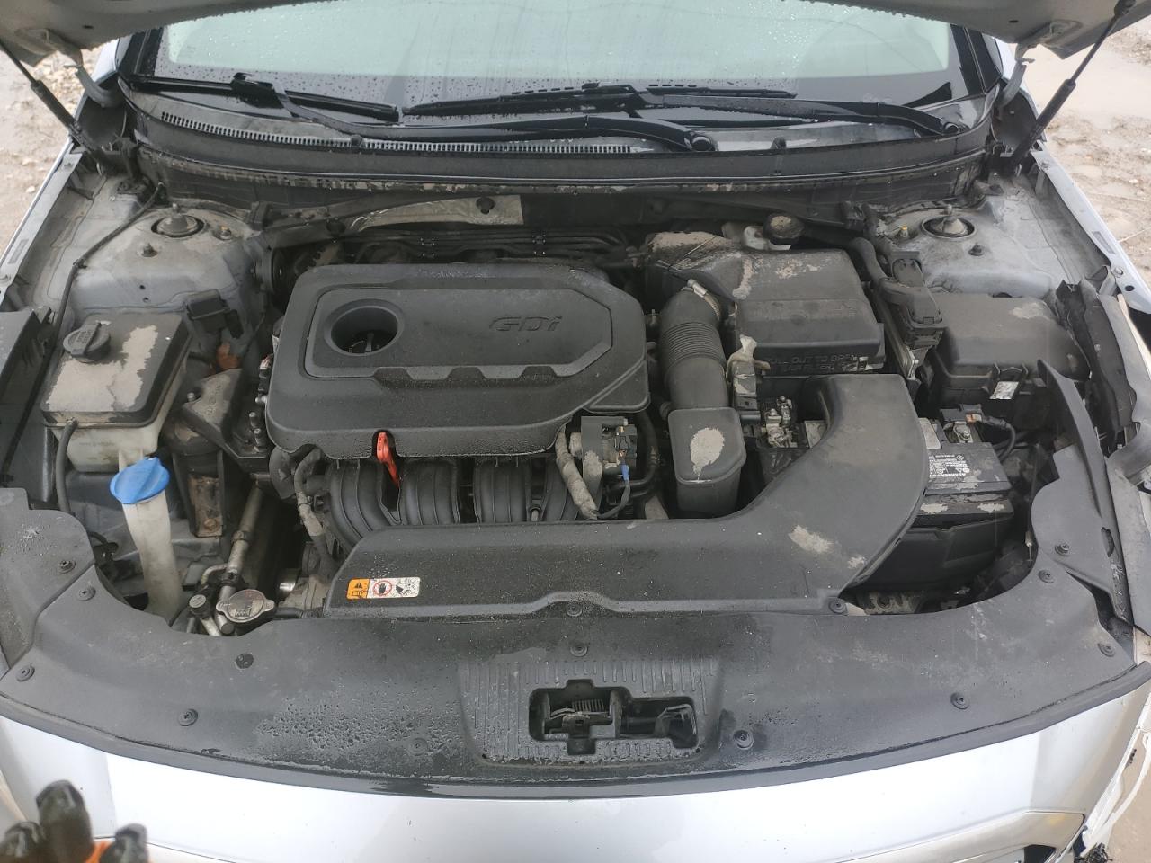 2016 Hyundai Sonata - Image 11