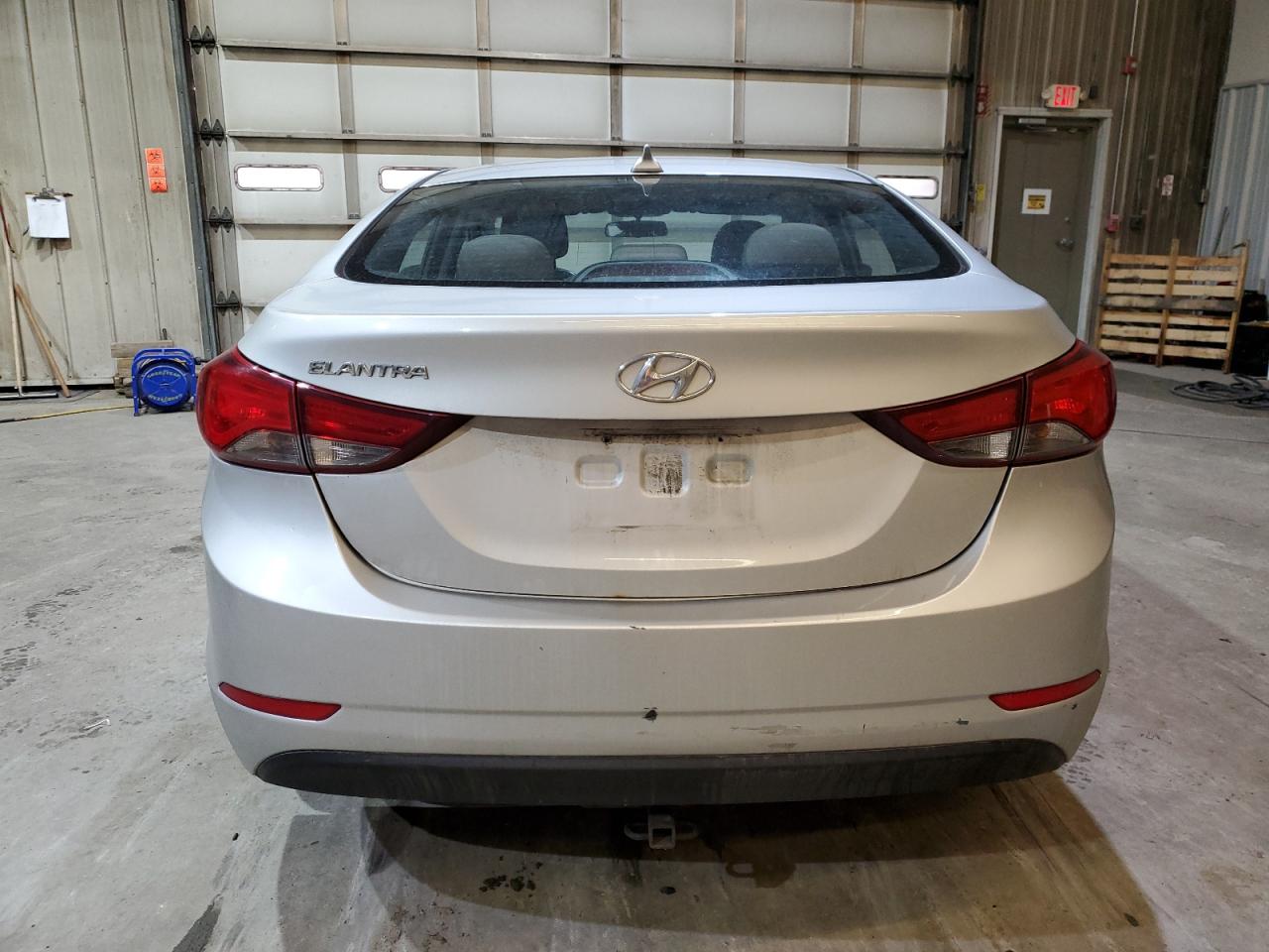 2016 Hyundai Elantra - Image 6