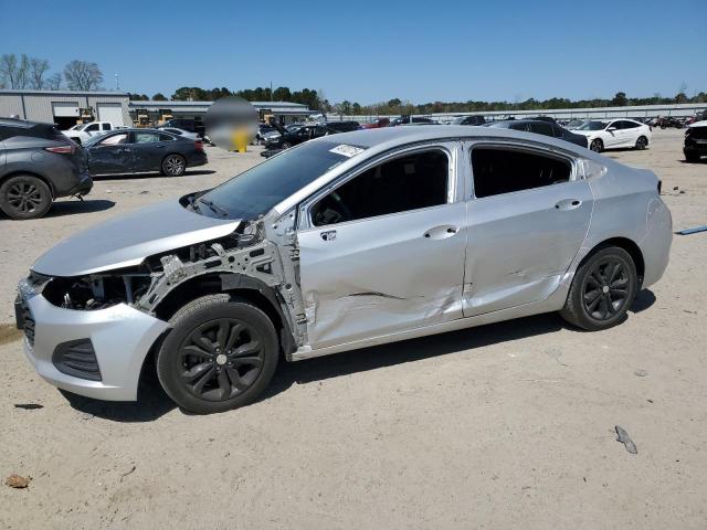  CHEVROLET CRUZE 2019 Srebrny