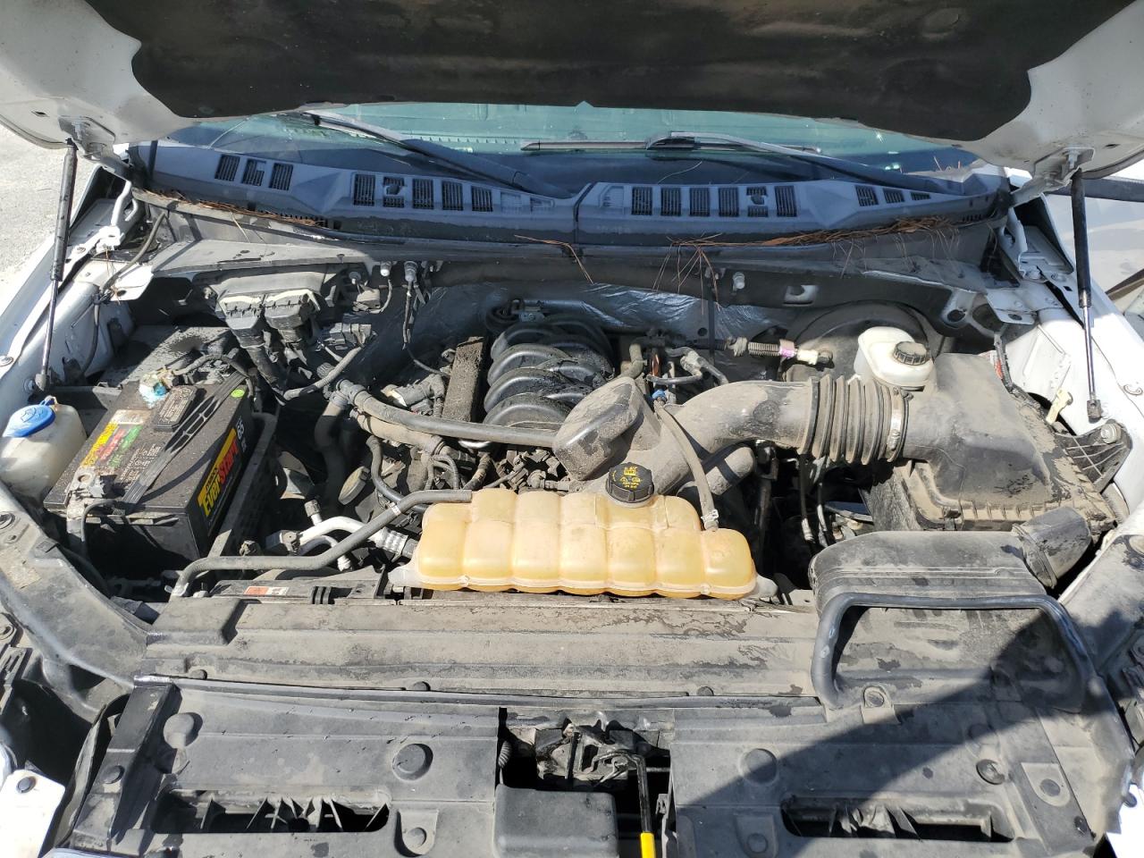 2015 Ford F-150 - Image 11