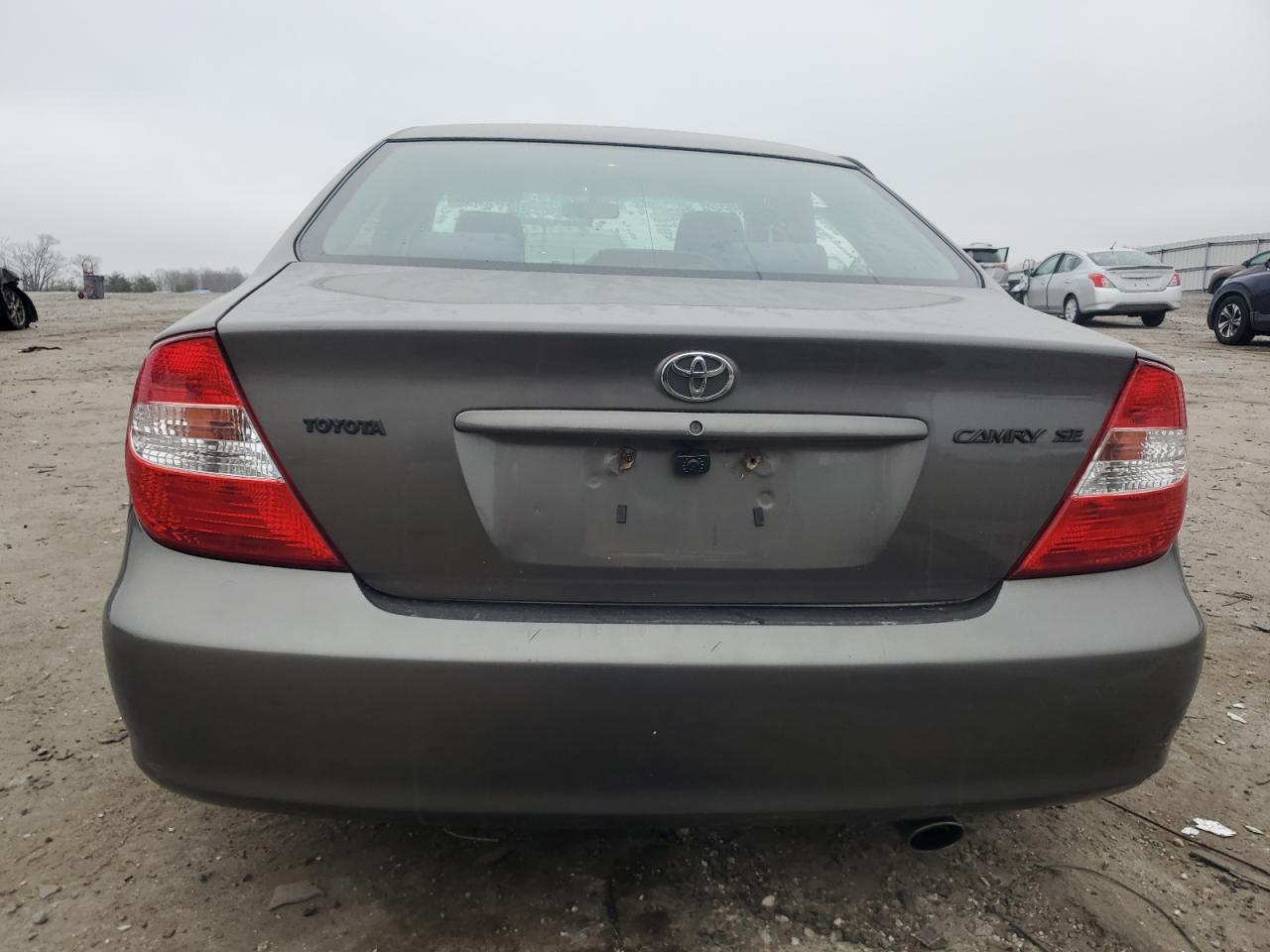 2004 Toyota Camry - Image 6