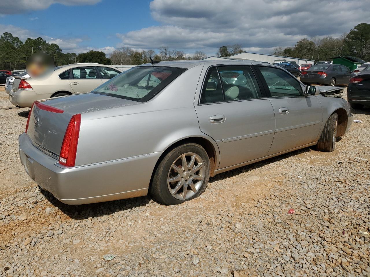 2006 Cadillac DTS - Image 3