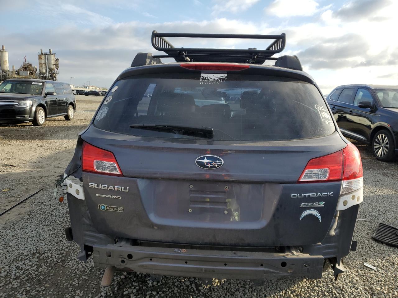 2014 Subaru Outback - Image 6