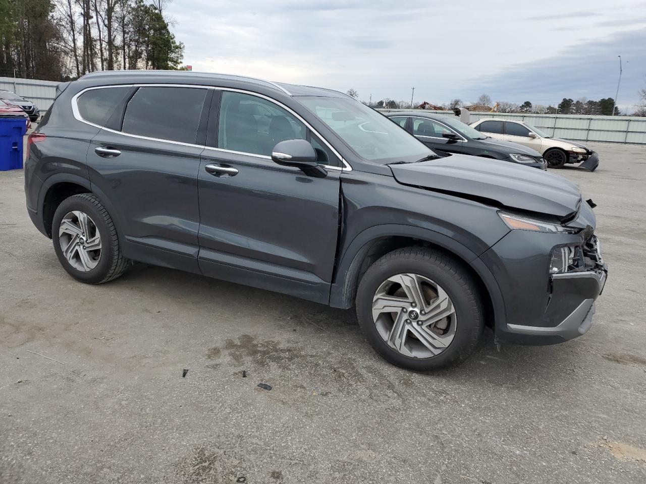 2023 Hyundai Santa Fe - Image 4