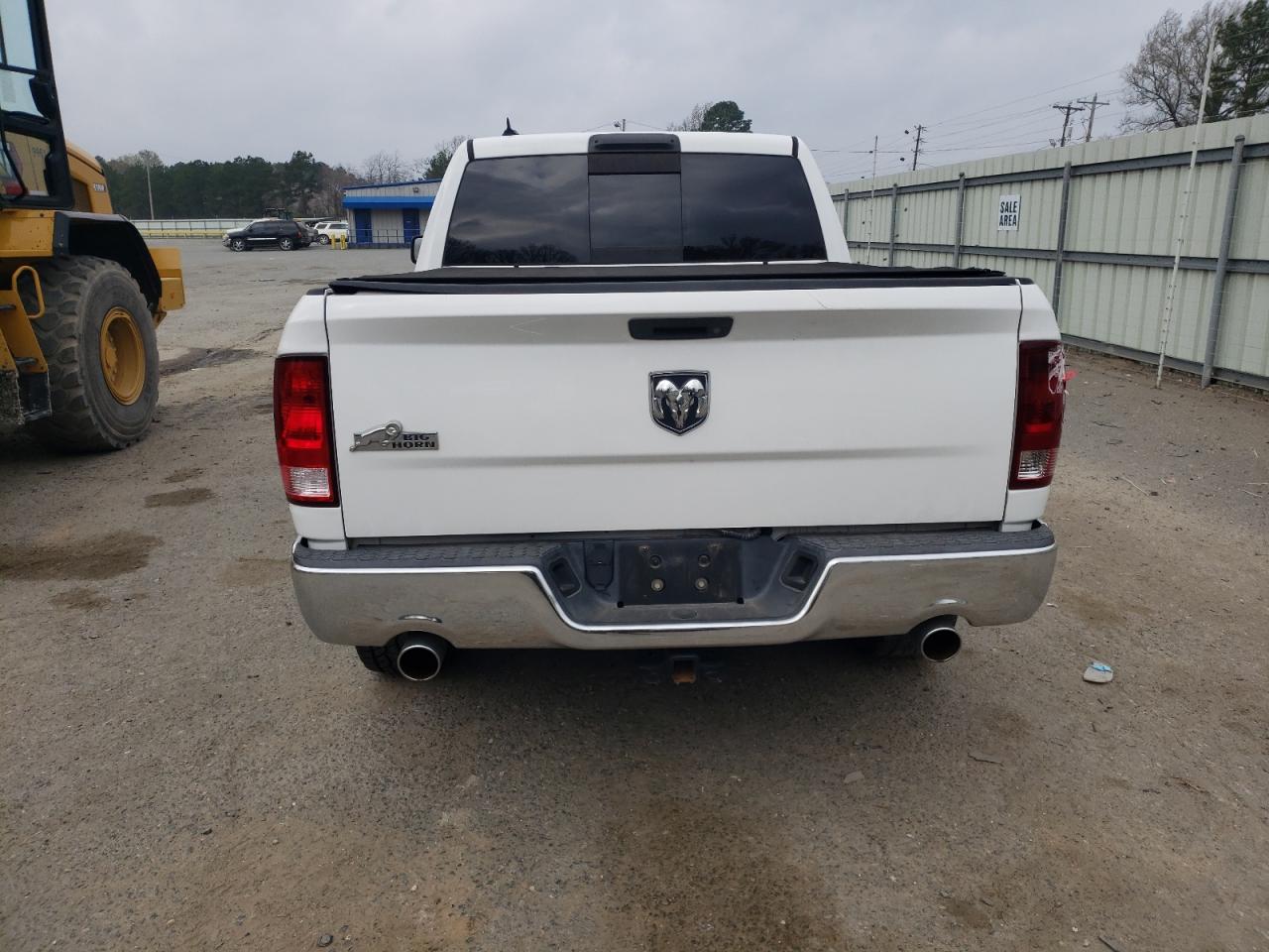2015 RAM 1500 - Image 6
