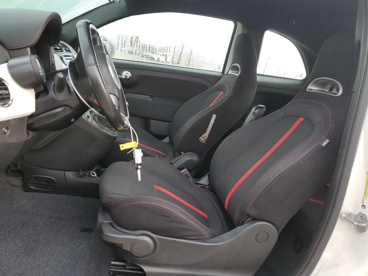 2014 Fiat 500 - Image 7