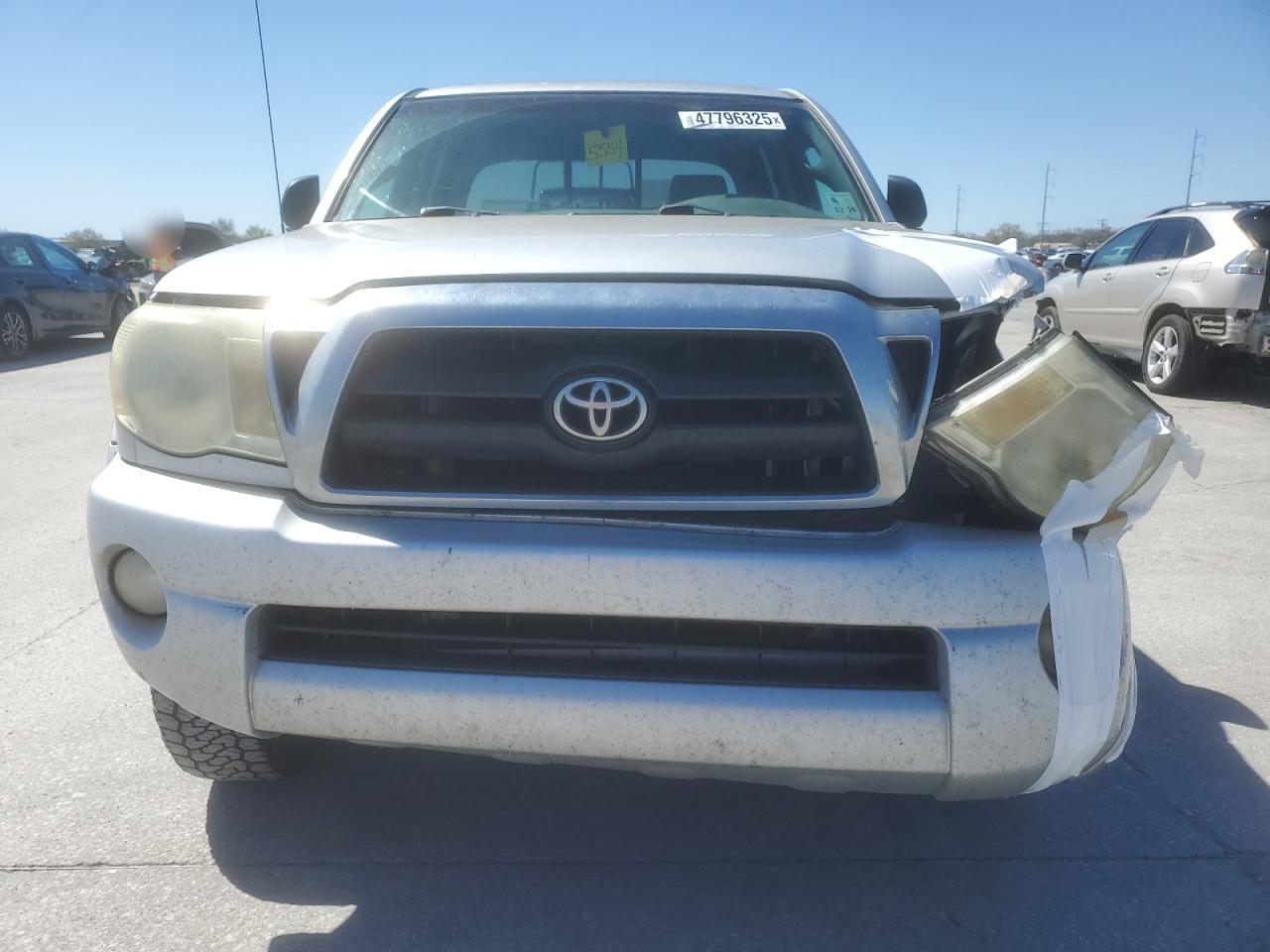 2008 Toyota Tacoma - Image 5