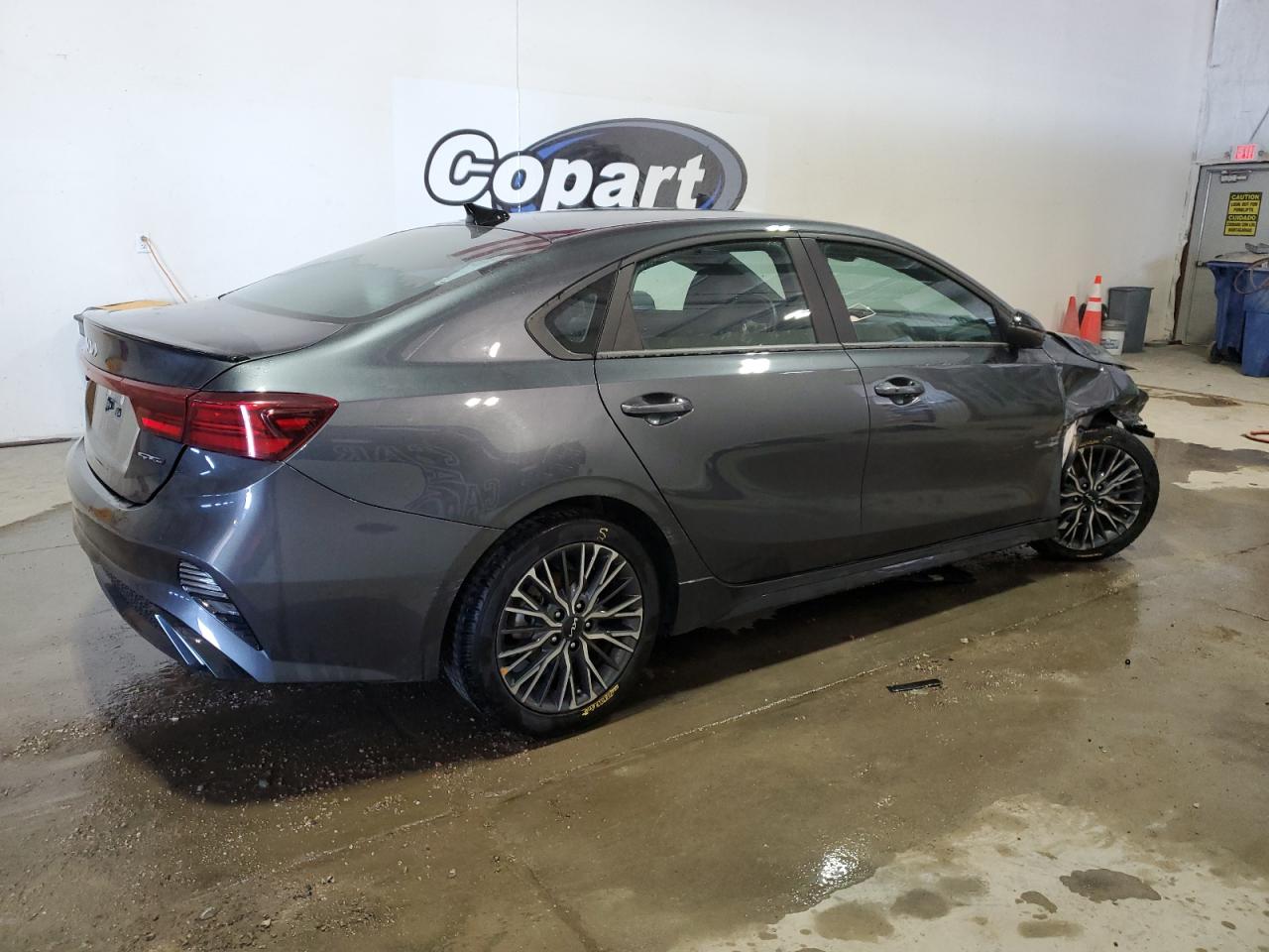 2023 Kia Forte - Image 3