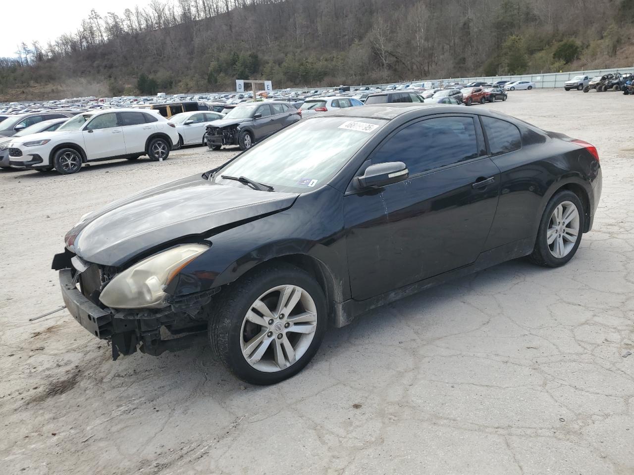 2010 Nissan Altima - Image 1