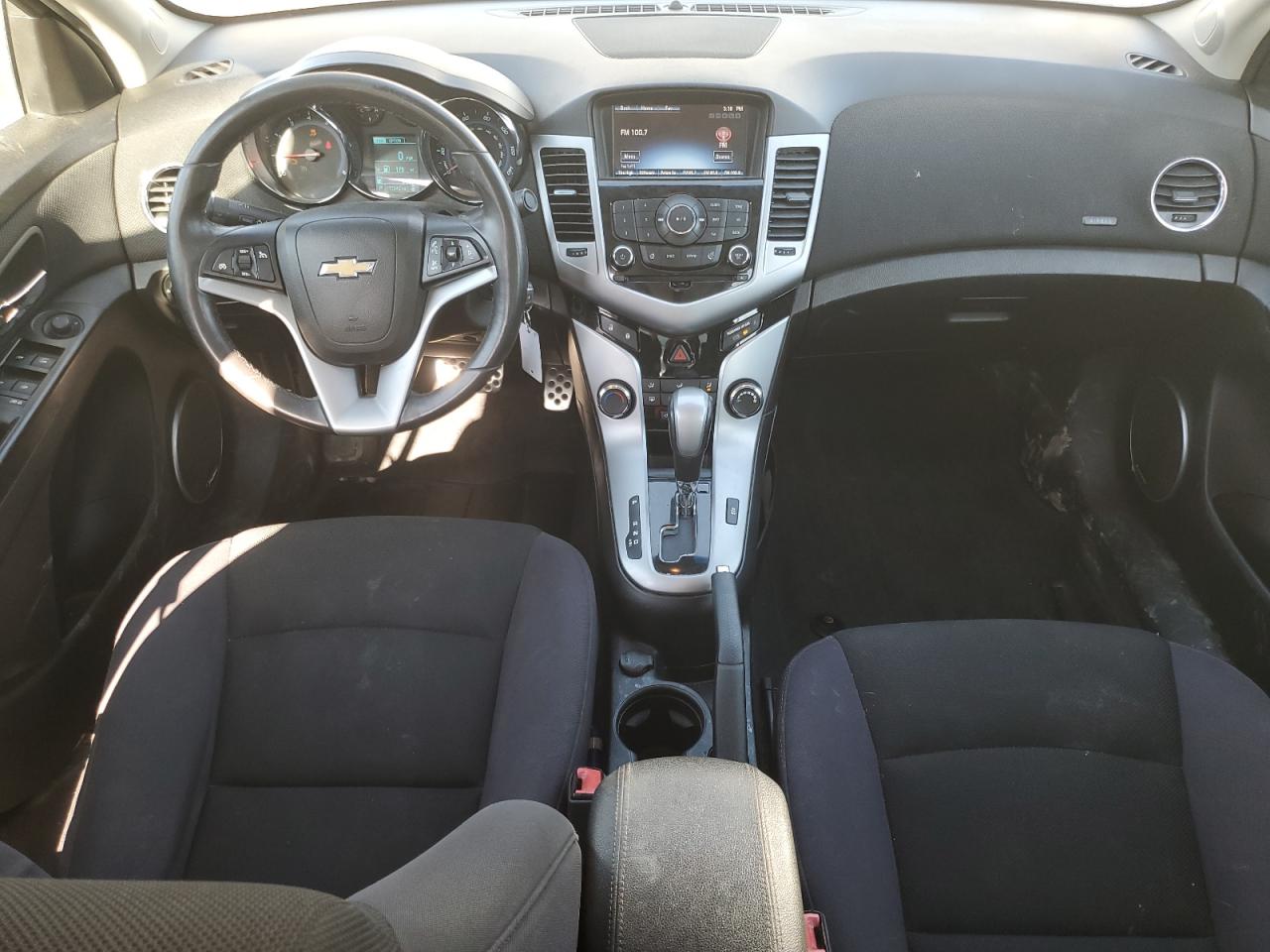 2013 Chevrolet Cruze - Image 8