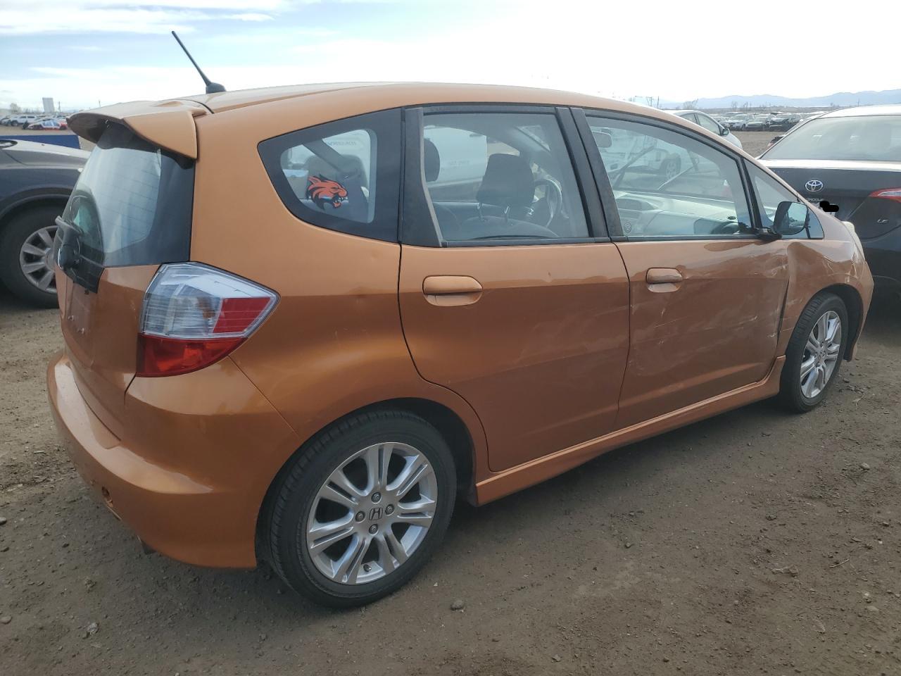 2009 Honda Fit - Image 3