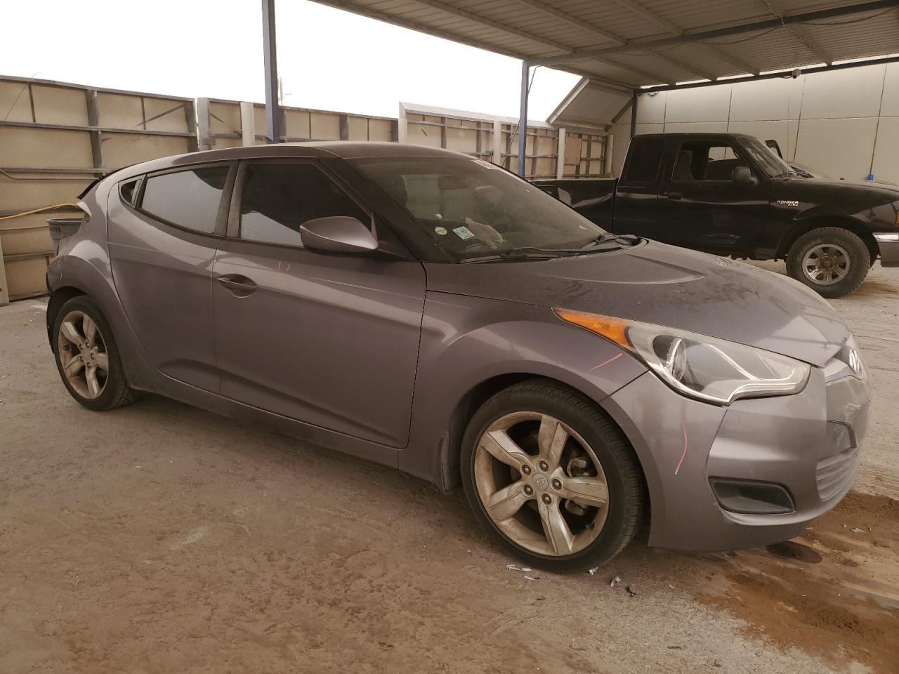 2015 Hyundai Veloster - Image 4