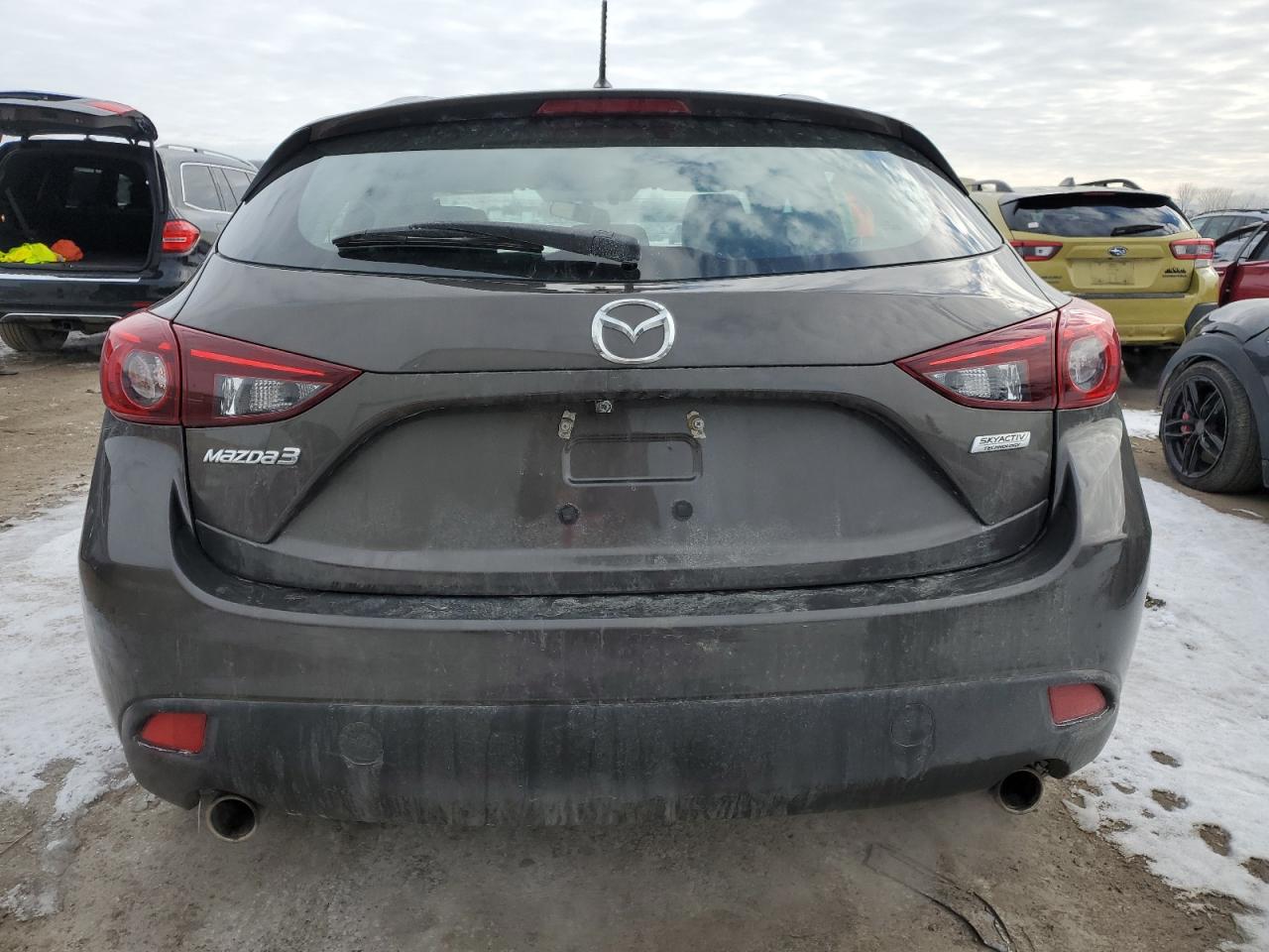 2015 Mazda 3 - Image 6