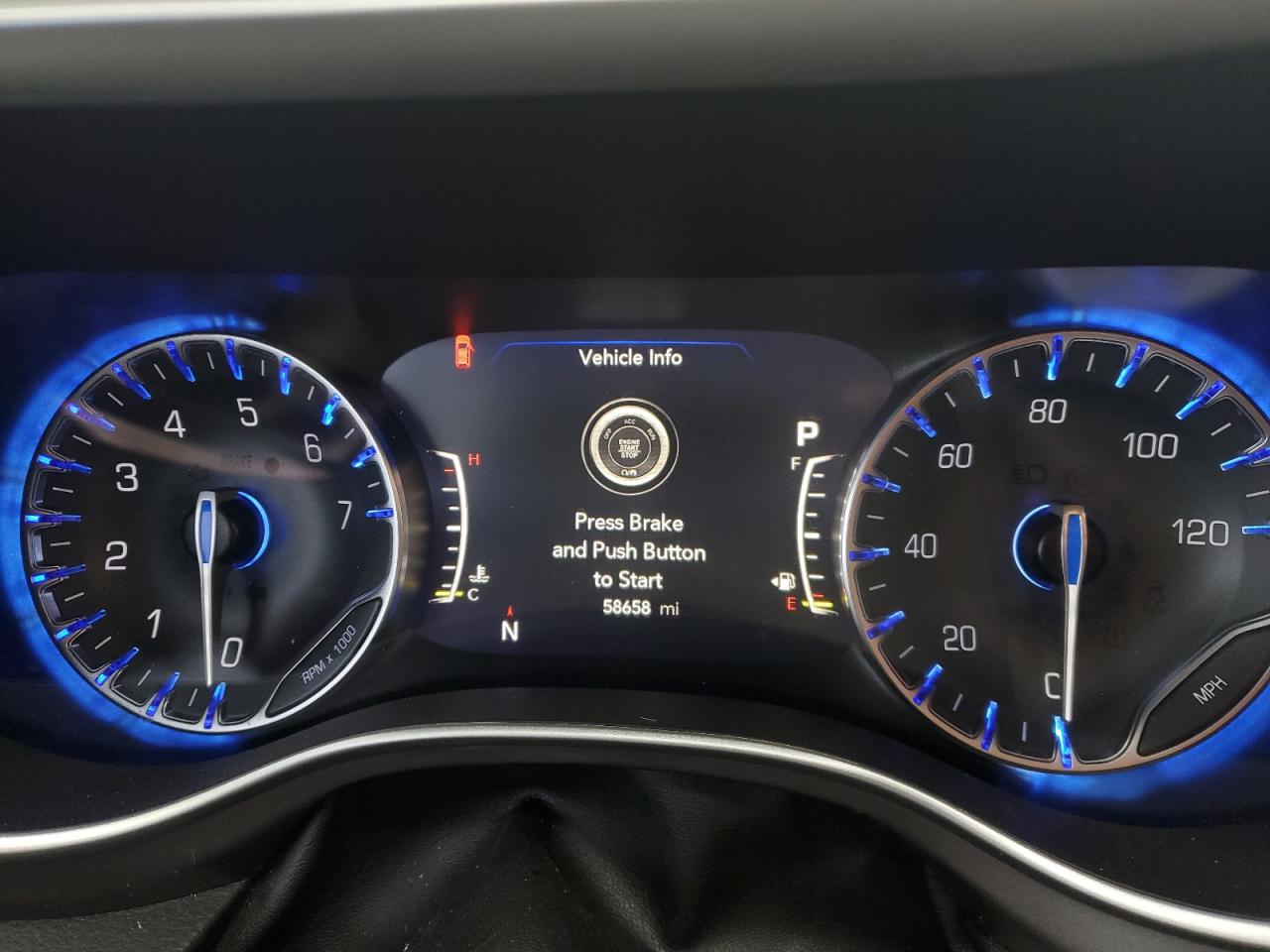 2022 Chrysler Pacifica - Image 9