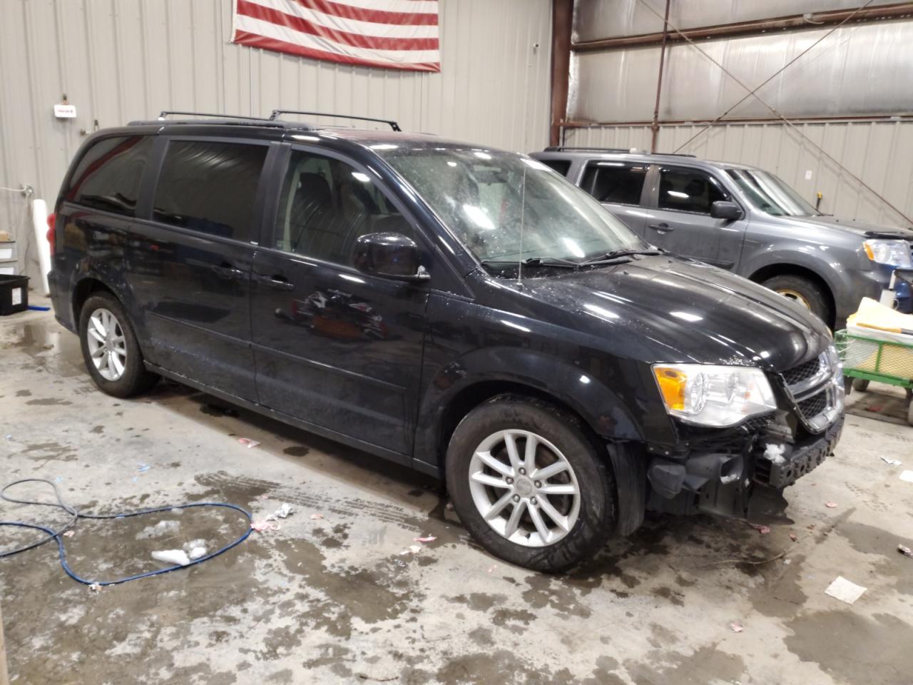 2014 Dodge Caravan - Image 4