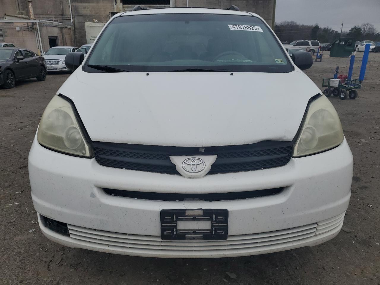 2005 Toyota Sienna - Image 5